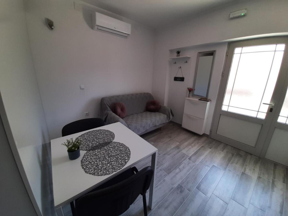 Apartment Luna Trogir Exterior foto